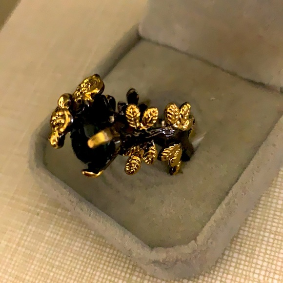 New Pretty London BlueTopaz Rhodium over Silver ring - Picture 6 of 16